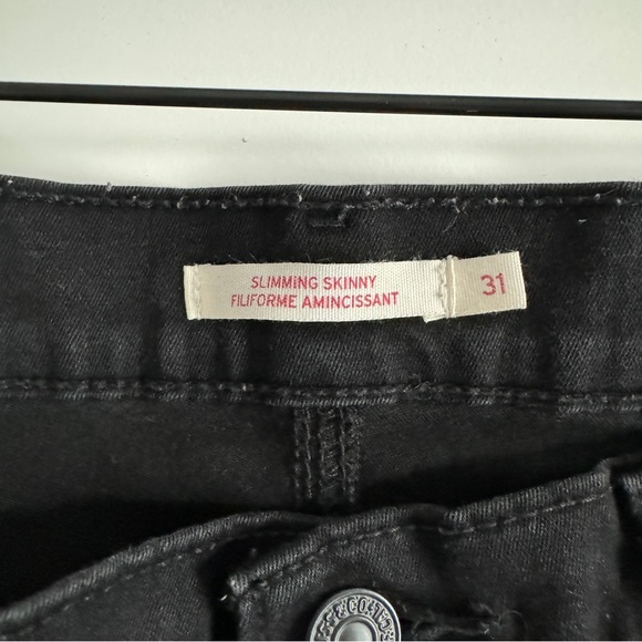 Levi’s Slimming Skinny - Picture 2 of 2